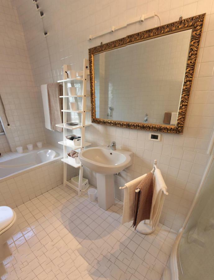 شقة Luminous Stylish Quiet 150M2, Tre Torri ميلان المظهر الخارجي الصورة